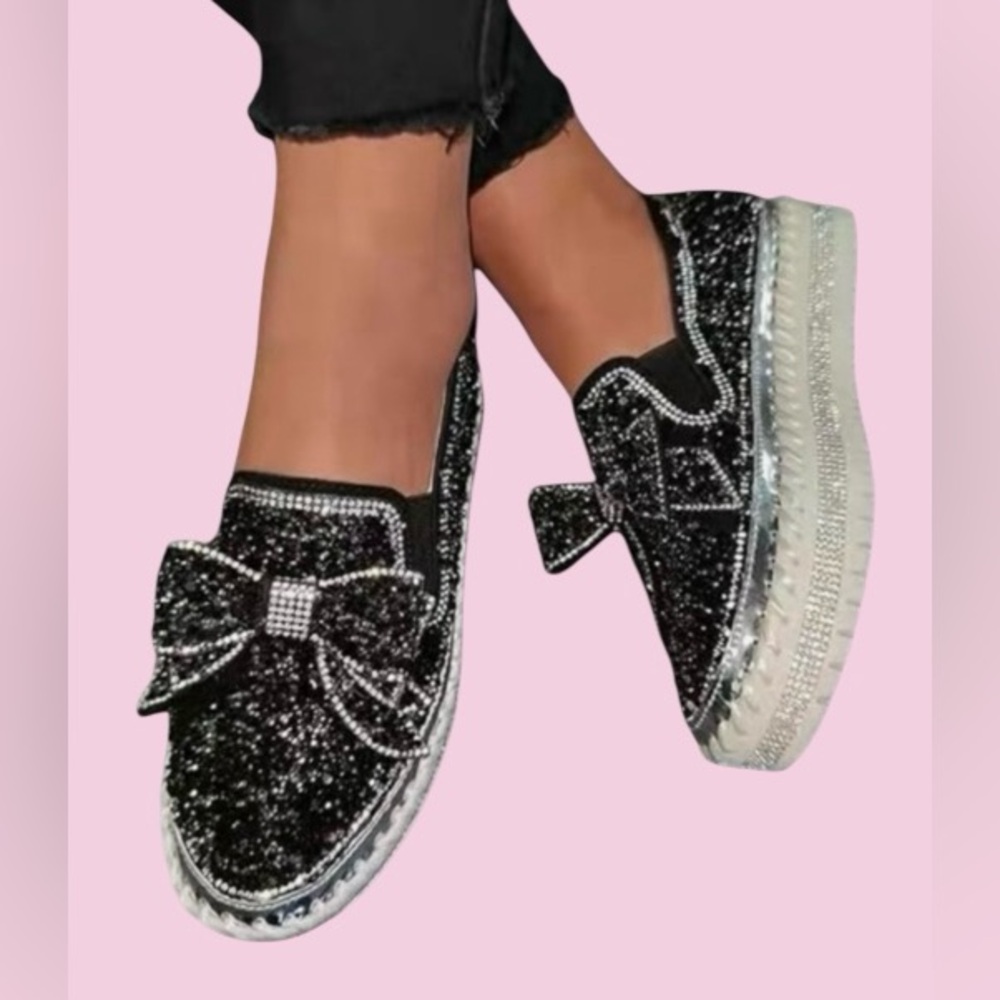 🖤 STUNNING MUGUAN SPARKLING BOW SLIDES!! ALMOST NEW! SO GORG!! 🖤